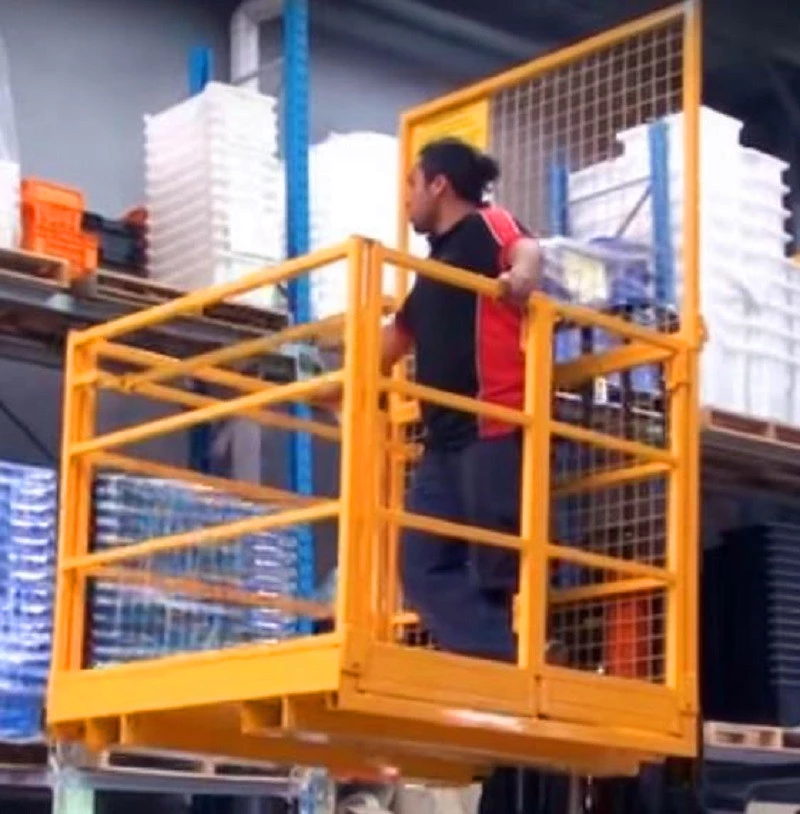3tons 4.5meters Diesel forklift with lift platform cage